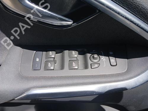 Used Left front window switch Left front window switch VOLVO V40 Cross Country (526) D2 (114 hp) 35921046 35921046