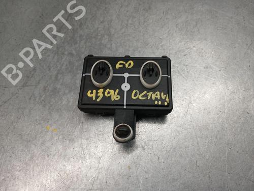 Altro Altro SKODA OCTAVIA III Combi (5E5, 5E6) 1.0 TSI (115 hp) 35996049 35996049