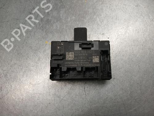 Electronic module SEAT LEON ST (5F8) 1.6 TDI | BP35996054M83 - Image 2