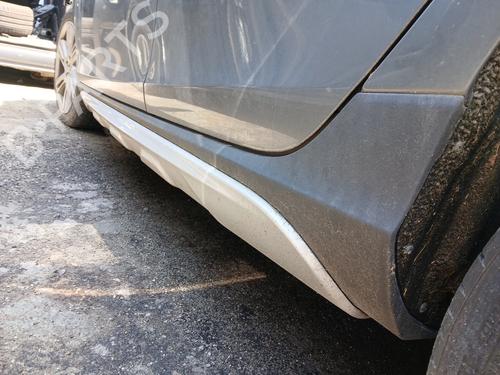 Used Left sideskirt Left sideskirt VOLVO V40 Cross Country (526) D2 (114 hp) 36026675 36026675