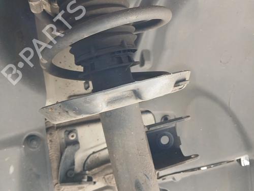 Højre fortil støddæmper Højre fortil støddæmper MERCEDES-BENZ A-CLASS (W176) A 160 CDI / d (176.011) (90 hp) 36038708 36038708