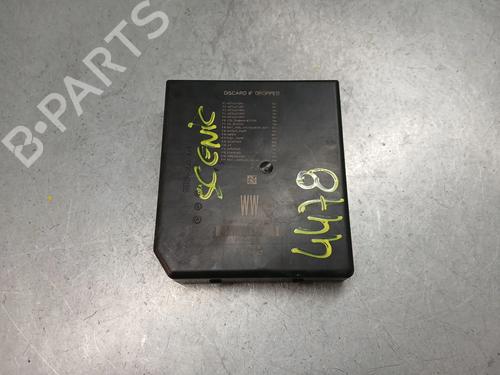 Used Fuse box Fuse box RENAULT GRAND SCÉNIC IV (R9_) 1.7 Blue dCi 120 (R9A7, R9A8) (120 hp) 36038719 36038719