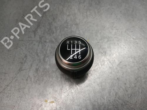 Used Shift knob Shift knob RENAULT CLIO V (B7_) 1.0 TCe 90 (B7MT) (91 hp) 36045740 36045740