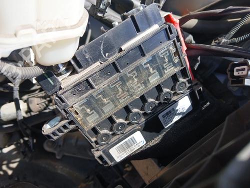 electronic-module-renault-megane-iv-hatchback-b9amn_-2015-36045755 main image
