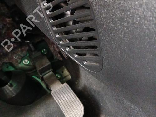 pedal-peugeot-108-2014-36163560 main image