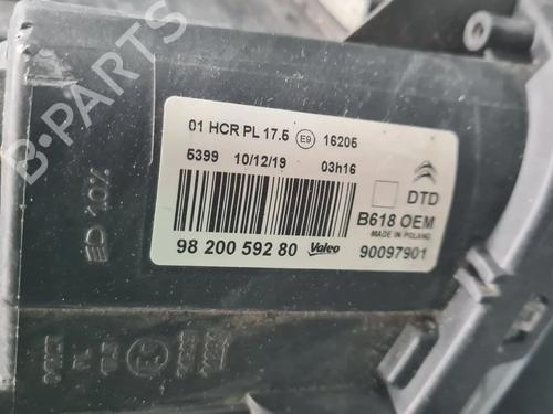 Right headlight CITROËN C3 III (SX) 1.2 PureTech 82 | BP36232944C29  - Image 9