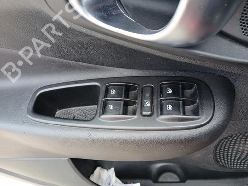 Used Left front window switch Left front window switch FIAT 500L (351_, 352_) 1.4 (199LYB1B) (95 hp) 36264012 36264012