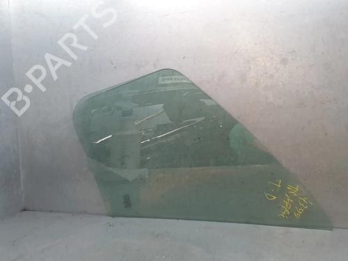 hyre-foran-trekantet-rude-renault-trafic-iii-van-fg_-2014-33236976 main image