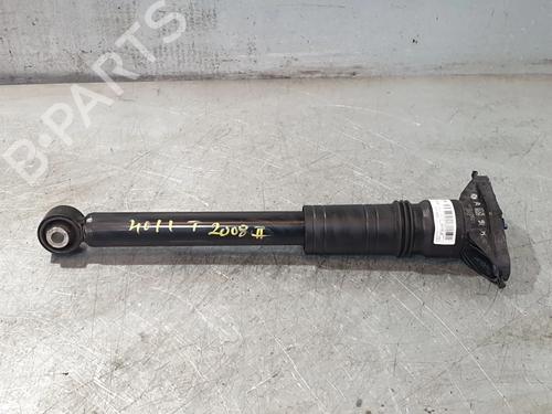 Venstre bak støtdemper Venstre bak støtdemper PEUGEOT 2008 II (UD_, US_, UY_, UJ_, UR_, UC_) 1.2 PureTech 100 (USHNK) (101 hp) 36307874 36307874