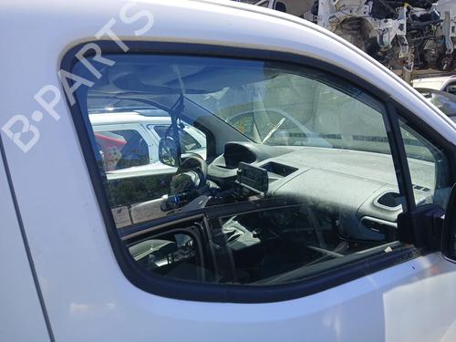 front-right-door-window-peugeot-partner-box-bodympv-k9-2018-36420512 main image
