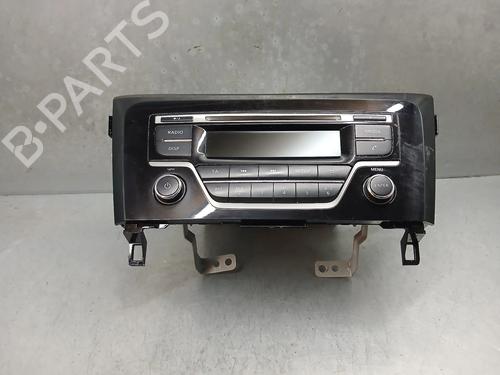 radio-nissan-qashqai-ii-j11-j11_-2013-34349739 main image