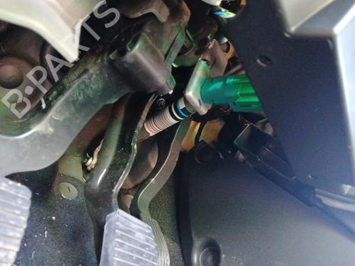 steering-column-citroen-c4-cactus-2014-36420534 main image