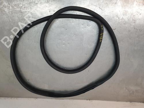 rubber-door-seal-land-rover-range-rover-evoque-l538-2011-2012-2013-2014-2015-2016-2017-2018-2019-36541225 main image