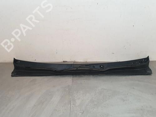 grelha-curcuvan-renault-megane-e-tech-suv-2021-36076408 main image