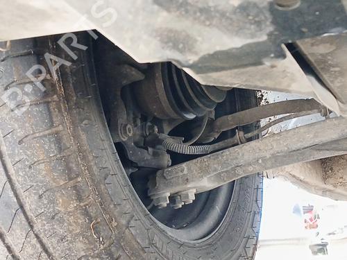Used Right front steering knuckle Right front steering knuckle RENAULT TRAFIC III Van (FG_) 2.0 dCi 120 (FGMN) (120 hp) 36541295 36541295