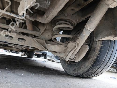 Eixo traseiro Eixo traseiro RENAULT TRAFIC III Van (FG_) 2.0 dCi 120 (FGMN) (120 hp) 36541294 36541294