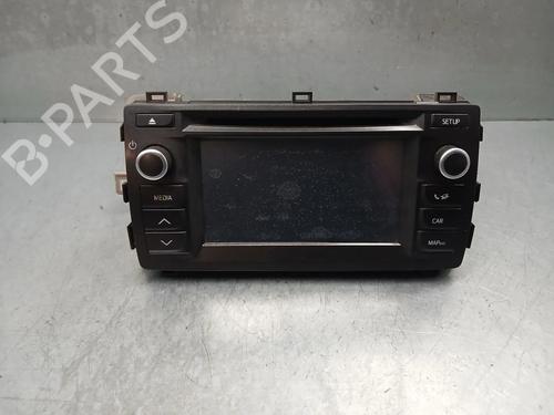 Used Radio Radio 31381916 31381916