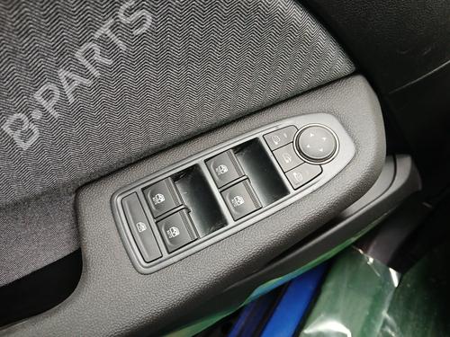 left-front-window-switch-renault-clio-v-b7_-2019-36563715 main image