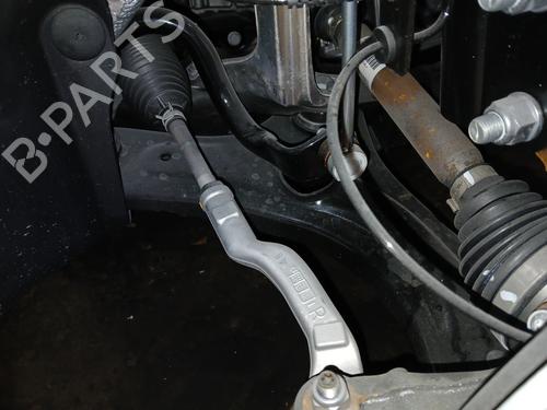right-front-suspension-arm-renault-clio-v-b7_-2019-36568766 main image