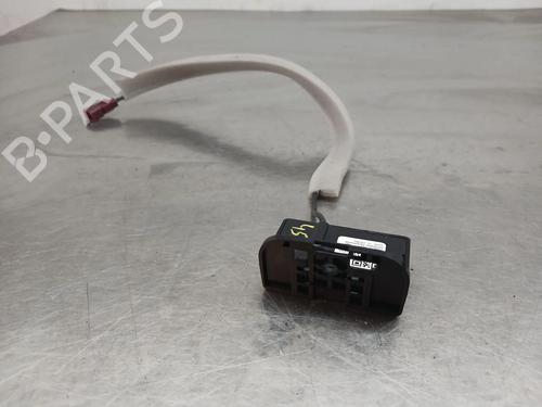 Autre Autre RENAULT CLIO V (B7_) 1.0 TCe 90 (B7MT) (91 hp) 36568777 36568777