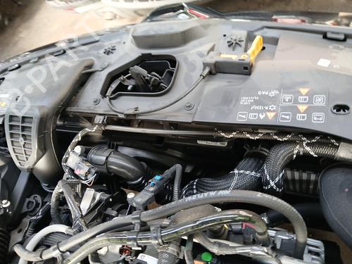 front-slam-panel-renault-clio-v-b7_-2019-36568792 main image