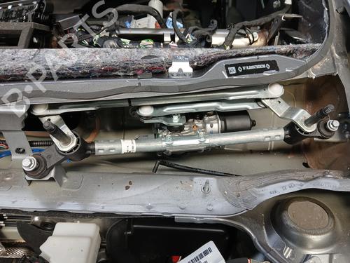 front-wiper-motor-renault-clio-v-b7_-2019-36641081 main image