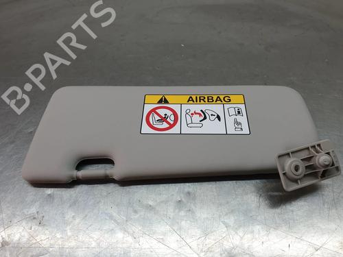 right-sun-visor-dacia-spring-2020-33289082 main image
