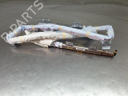 right-curtain-airbag-toyota-prius-plus-_w4_-2011-31040502 main image