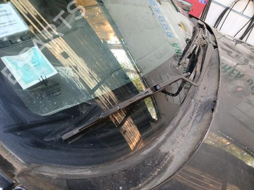 front-windshield-wiper-arm-maserati-gran-turismo-i-2007-36767337 main image