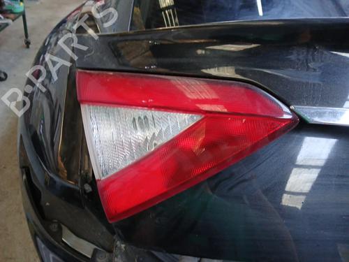 Venstre baglygte bagklap Venstre baglygte bagklap MASERATI GRAN TURISMO I 4.7 S (439 hp) 36767342 36767342