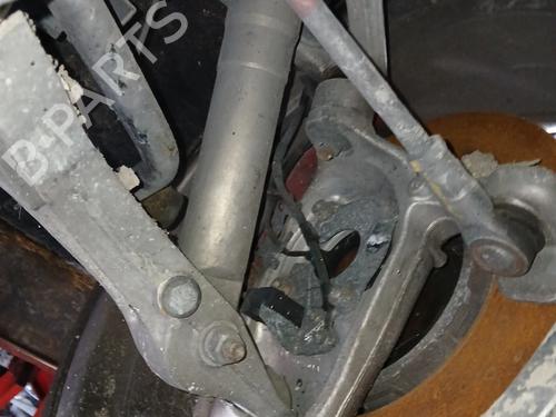 Used Left front steering knuckle Left front steering knuckle MASERATI GRAN TURISMO I 4.7 S (439 hp) 36767366 36767366