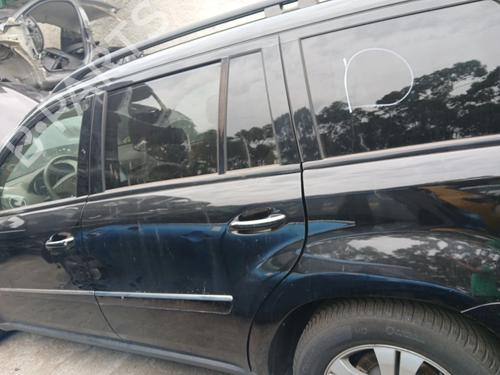 left-rear-door-mercedes-benz-gl-class-x164-2006-2007-2008-2009-2010-2011-2012-36784693 main image