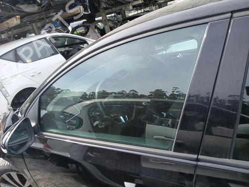 Used Front left door window Front left door window 36800173 36800173