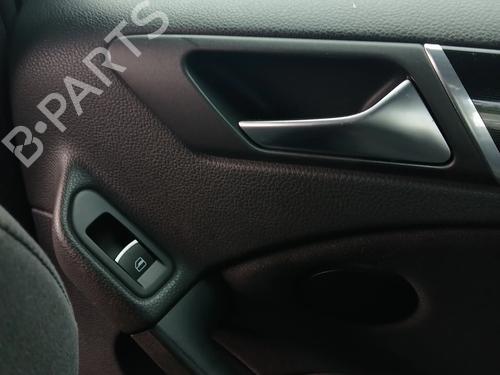 Mando elevalunas trasera derecho Mando elevalunas trasera derecho VW GOLF VI (5K1) 2.0 TDI (170 hp) 36806444 36806444