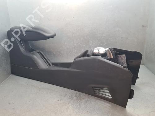 Used Armrest / Center console Armrest / Center console 36815095 36815095
