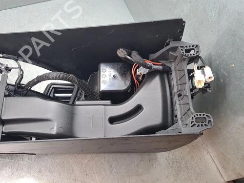 Armrest / Center console BMW 3 Convertible (E93) 320 i | BP36836058I20 - Image 17