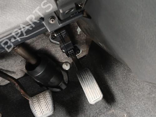 Used Pedal Pedal 36886157 36886157