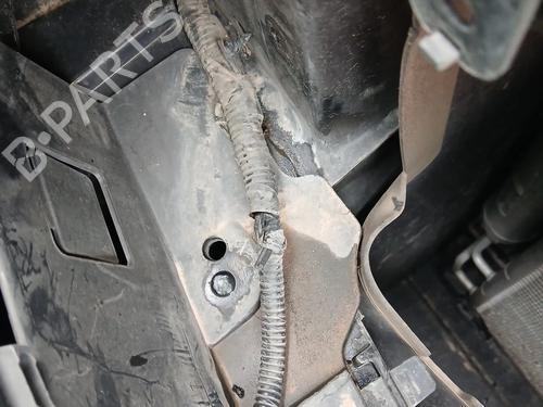 front-bumper-reinforcement-land-rover-discovery-v-l462-2016-36890174 main image