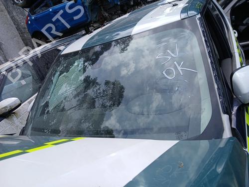 windscreen-land-rover-discovery-v-l462-2016-36890172 main image