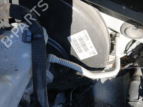 servo-brake-renault-megane-iv-hatchback-b9amn_-2015-37006663 main image