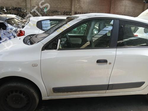 left-front-door-renault-twingo-iii-bcm_-bca_-2014-37031954 main image