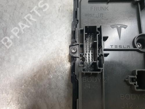 Electronic module TESLA MODEL 3 (5YJ3) EV AWD | BP37071222M83 - Image 5