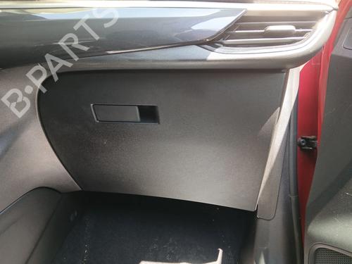 Used Glove box Glove box 37181109 37181109