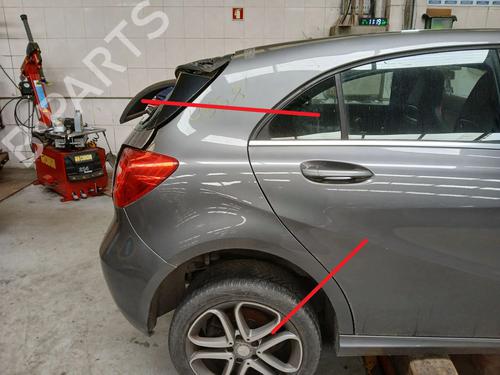 Bagstkærm Højre Bagstkærm Højre MERCEDES-BENZ A-CLASS (W176) A 180 CDI (176.000) (109 hp) 37236484 37236484