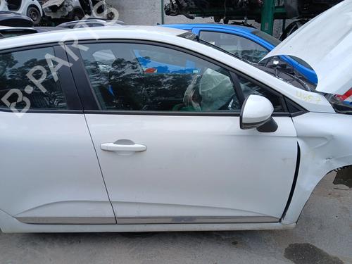right-front-door-renault-clio-v-b7_-2019-37237900 main image