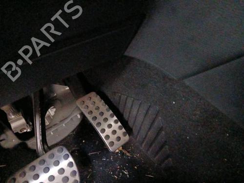 Pedale Pedale MERCEDES-BENZ A-CLASS (W176) A 200 CDI / d 4-matic (176.002) (136 hp) 37444227 37444227