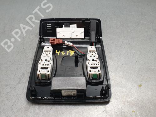 Luz interior RENAULT CLIO V (B7_) 1.0 TCe 90 (B7MT) | BP36641084I8 - Image 4