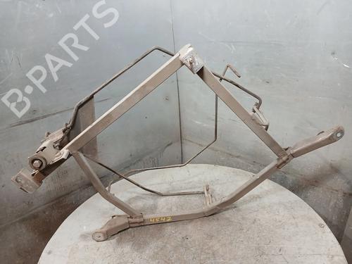Support RENAULT MEGANE IV Hatchback (B9A/M/N_) 1.5 Blue dCi 115 (B9A6) | BP37522820C155 - Image 2