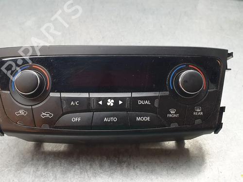 Used Climate control Climate control 33695932 33695932