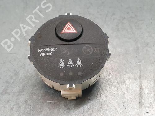 Bouton de warning Bouton de warning 37539210 37539210
